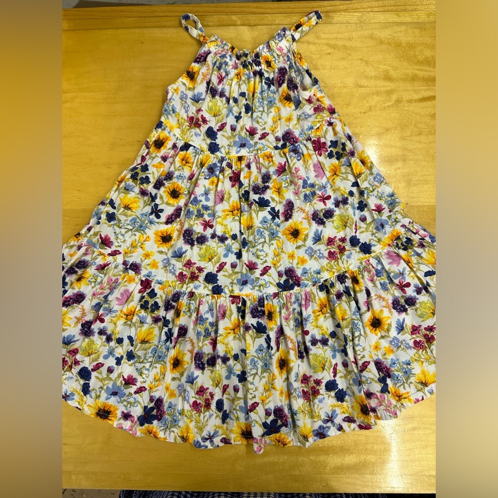Little girl dress.  Old Navy size 4T
